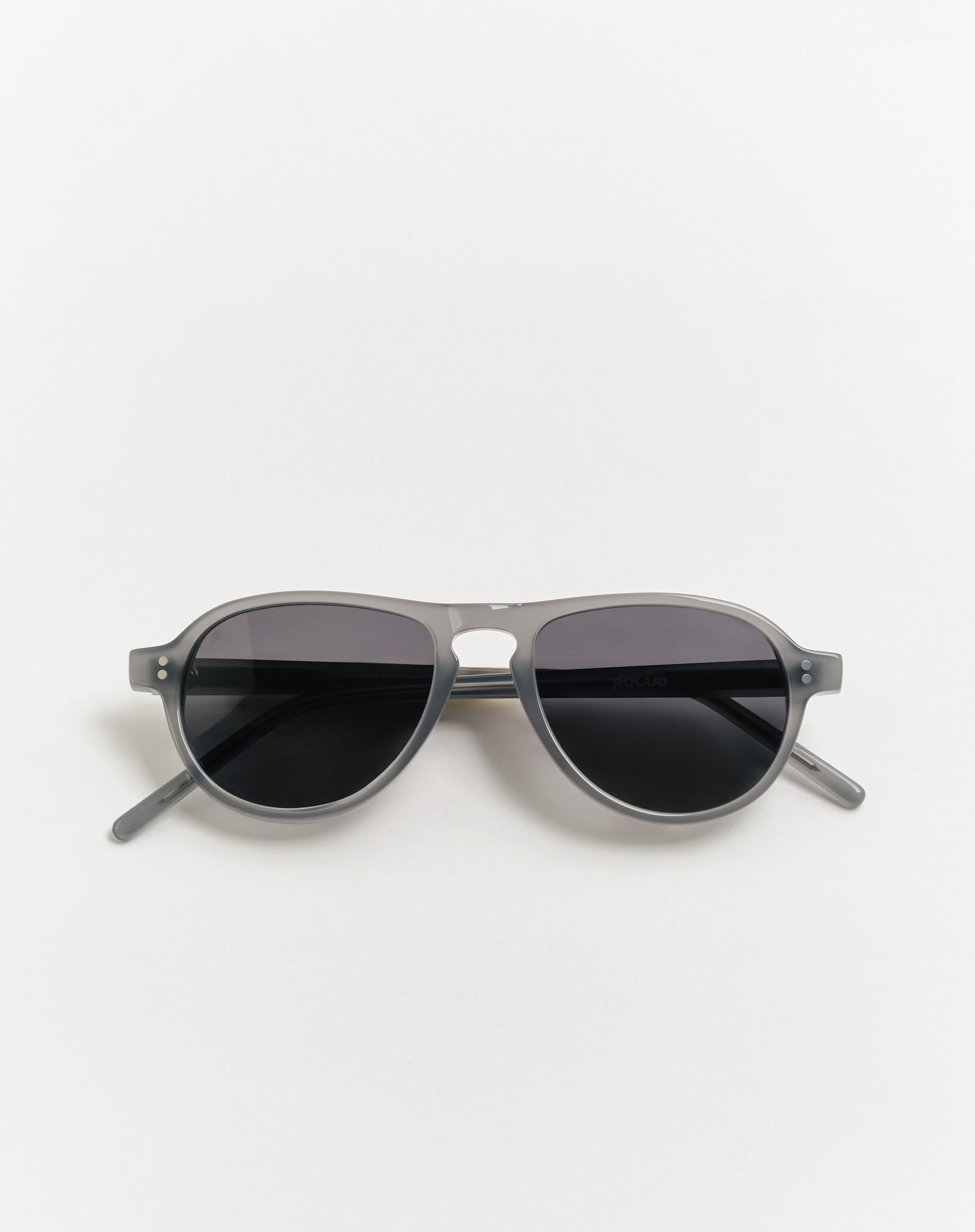 Avia Grey