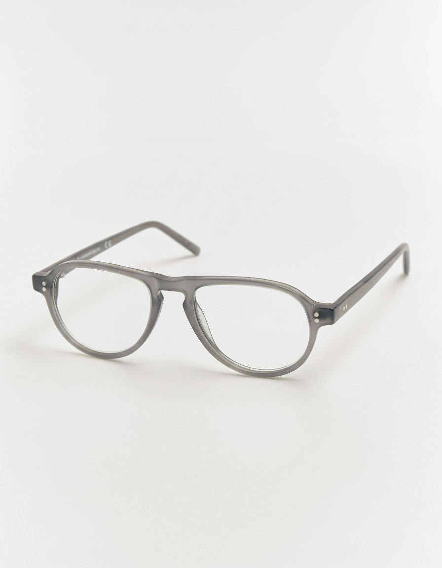 Avia Grey